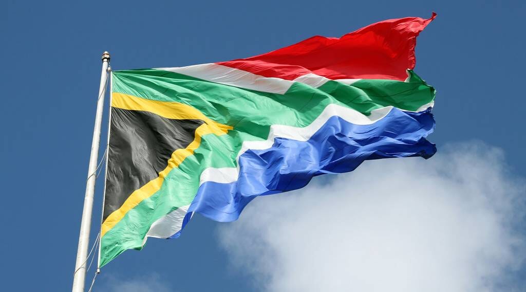 What to Buy a South African Expat: Gifts That Bring Home to Them